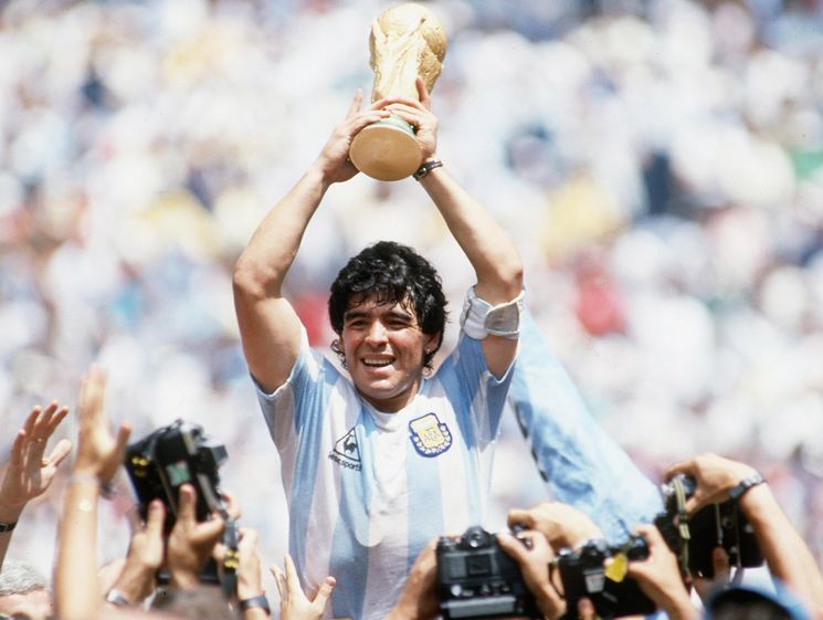 2020 journal l'équipe Maradona